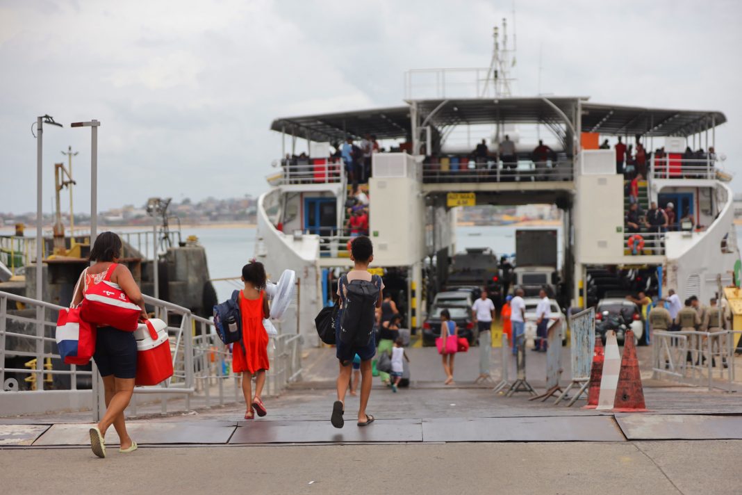 Aviso de licitação para aquisição de dois novos ferries será publicado neste sábado (26) no Diário Oficial do Estado