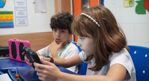 Imagem do post Villa Global Education inova, cria métodos sobre a proibição do uso do celular na sala de aula