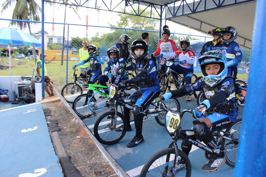 Projeto Pedal Bicicross abre novas vagas para crianças e adolescentes de 5 a 17 anos