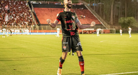 Imagem do post Vitória tem sequência de confrontos diretos na briga pela permanência na Série A