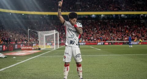 Imagem do post Vitória enfrenta o Botafogo no Engenhão neste sábado. Confira prováveis escalações