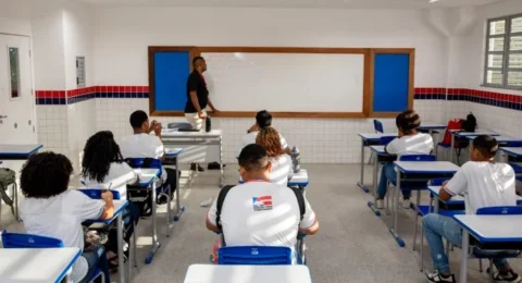 Imagem do post Período de renovação de matrícula para estudantes da rede estadual termina nesta sexta-feira (29)