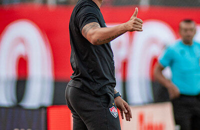 Imagem do post Thiago Carpini relaciona 24 jogadores