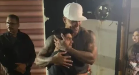 Imagem do post Polícia Civil promove encontro de jovem autista com Léo Santana no Afropunk