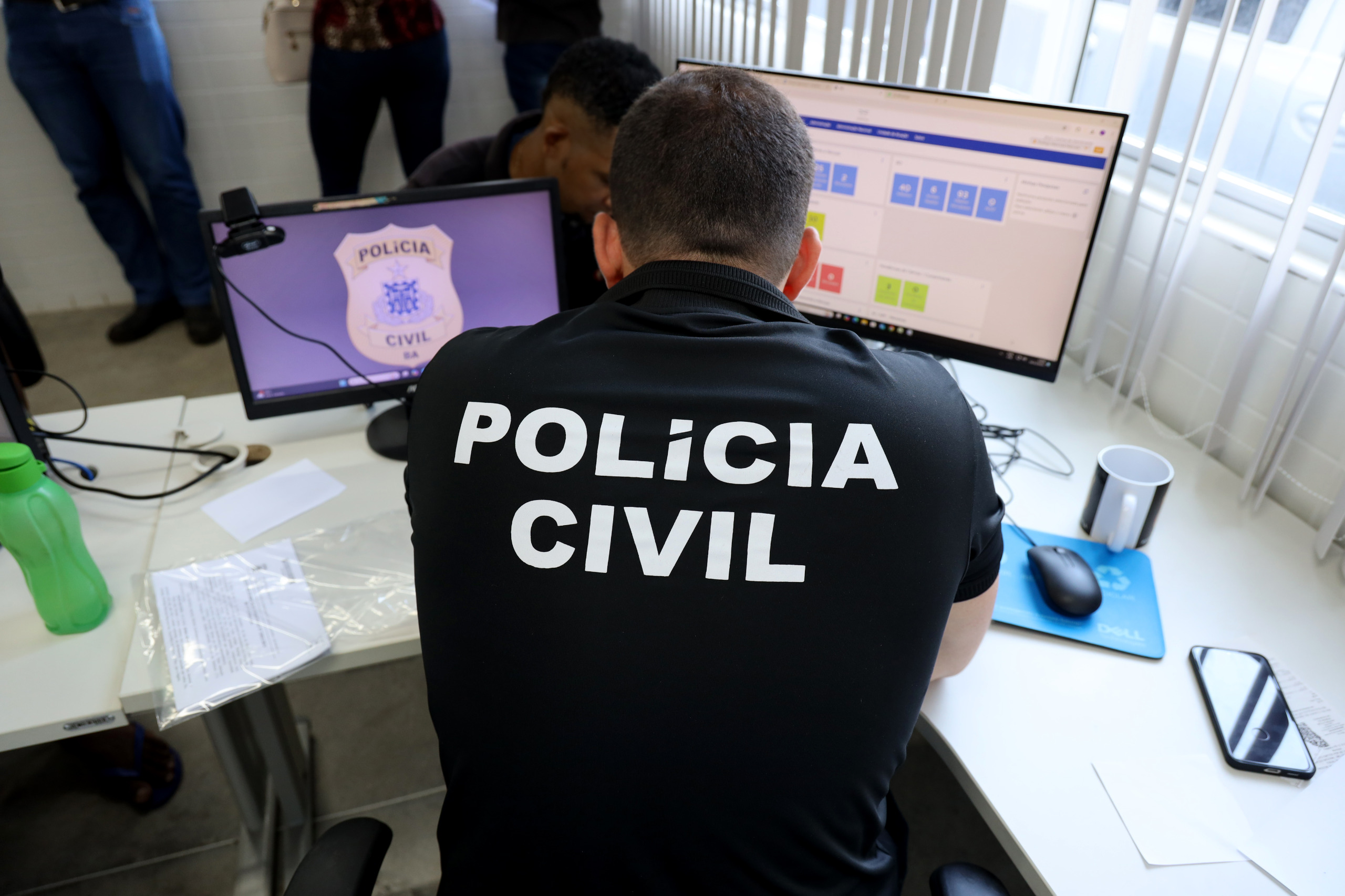 Operação Nacional da Polícia Civil recupera celulares roubados e devolve aos proprietários