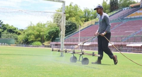 Imagem do post Gramado do Estádio de Pituaçu recebe aplicação de novas tecnologias