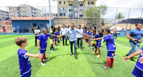 Imagem do post Prefeitura de Salvador entrega mais três campos sintéticos