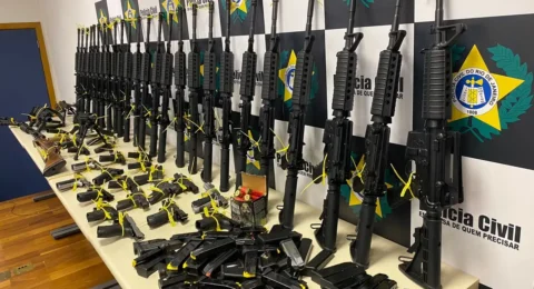 Imagem do post Polícias do Rio de Janeiro tiraram 732 fuzis das ruas em 2024
