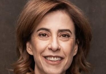 Imagem do post Fernanda Torres leva Globo de Ouro por atuação em Ainda Estou Aqui