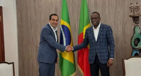 Imagem do post Bruno Reis discute revitalização da Casa do Benin com ministro de Relações Exteriores do país africano
