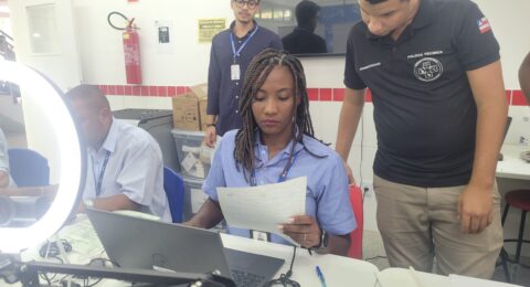 Imagem do post Governo inicia emissão da nova Carteira de Identidade no projeto Férias nas Escolas