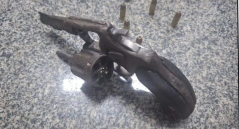 Imagem do post Arma de fogo é apreendida pela Polícia Militar em Simões Filho