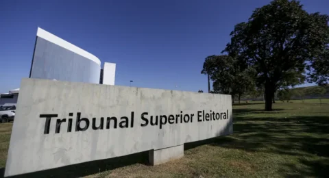 Imagem do post Eleitores que não votaram no 2º turno têm até terça para justificar ausência. Saiba como proceder