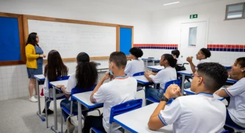 Imagem do post Governo da Bahia Convoca 732 Profissionais para Reforçar a Rede Estadual de Ensino