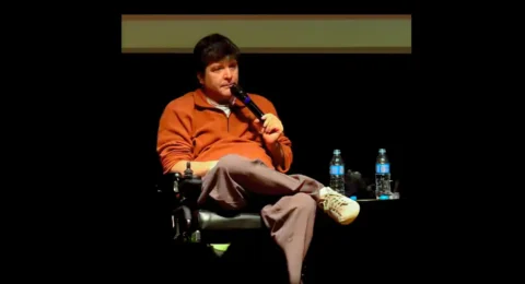 Imagem do post Escritor Marcelo Rubens Paiva é agredido em desfile de bloco em SP