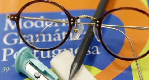 Imagem do post Saúde dos olhos de alunos pede atenção na volta às aulas