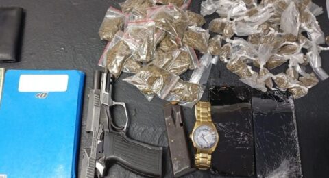 Imagem do post PM resgata reféns, apreende arma e drogas em Salvador