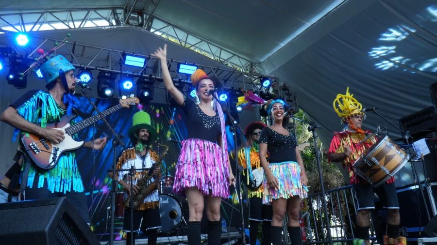 Baile infantil anima o carnaval no Pelourinho