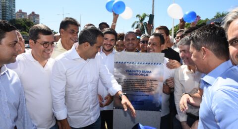 Imagem do post Novo viaduto é inaugurado pela Prefeitura na Avenida ACM