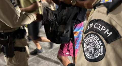 Imagem do post Sargento aposentado é capturado e tem arma apreendida por disparo no carnaval