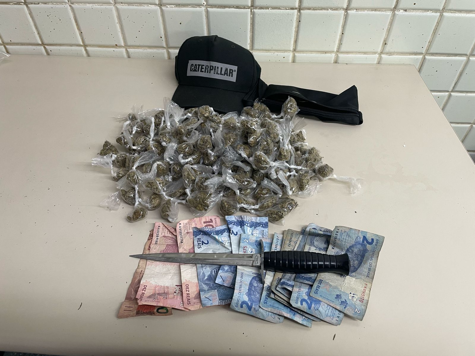 Suspeito de tráfico é preso pela PM em São Caetano