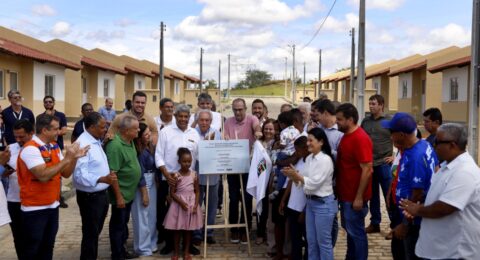 Imagem do post Governo entrega 95 unidades  do Minha Casa, Minha Vida Bahia e escola de tempo integral em Jequié