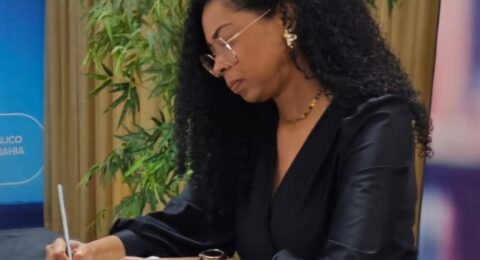 Imagem do post Feminista negra Gislayne de Santana Souza lança nesta quarta (30)