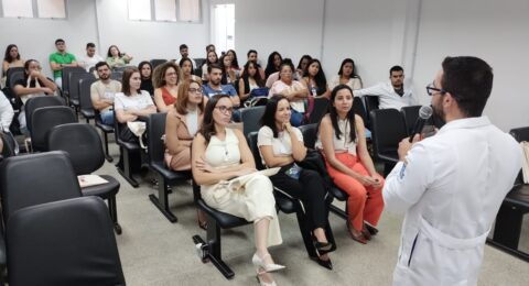 Imagem do post Hospital Clériston Andrade acolhe novos residentes médicos e multiprofissionais com dia de integração