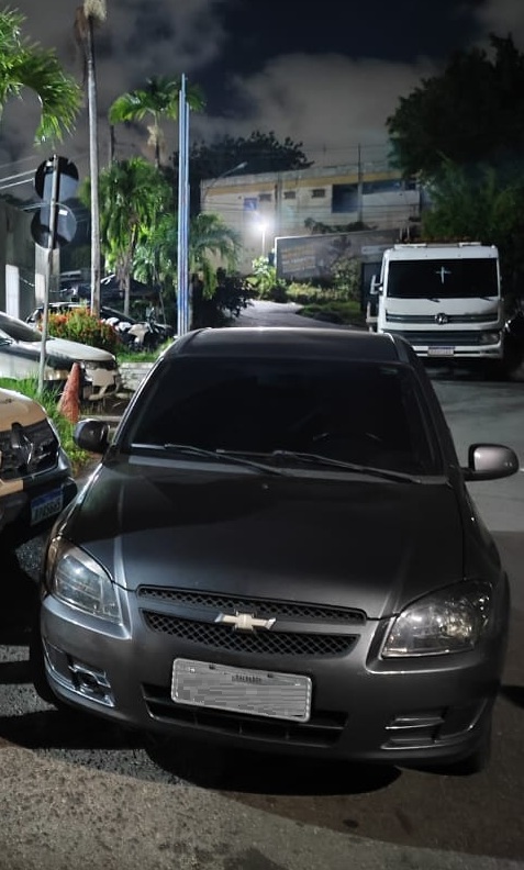 Veículo clonado é interceptado pela PM