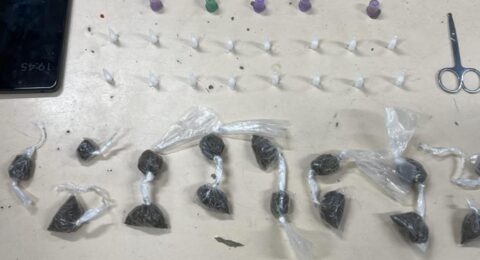 Imagem do post Homem é flagrado com drogas pela Polícia Militar em Lauro de Freitas