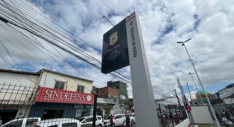 Imagem do post DEAM e viaturas da PM reforçam Segurança Pública em Feira de Santana