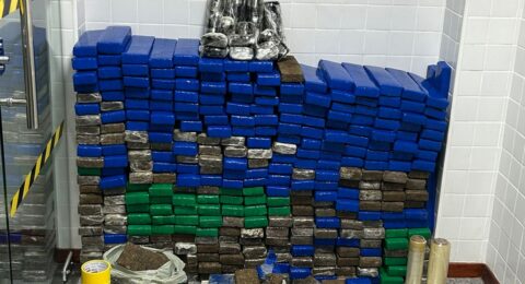 Imagem do post Polícia apreende vasta quantidade de drogas e explosivos