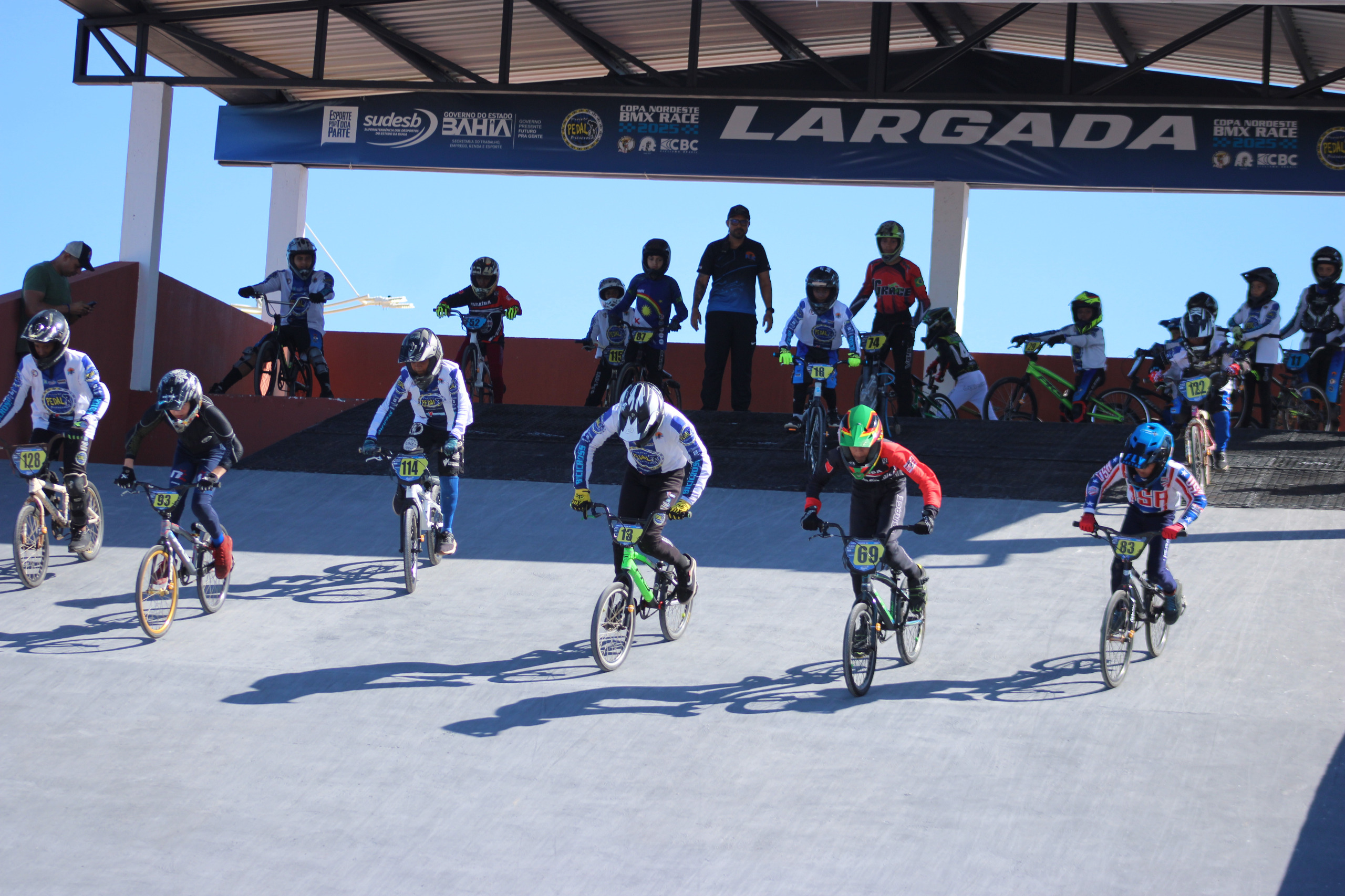 Projeto Pedal Bicicross abre 100 vagas para crianças e adolescentes de 5 a 17 anos