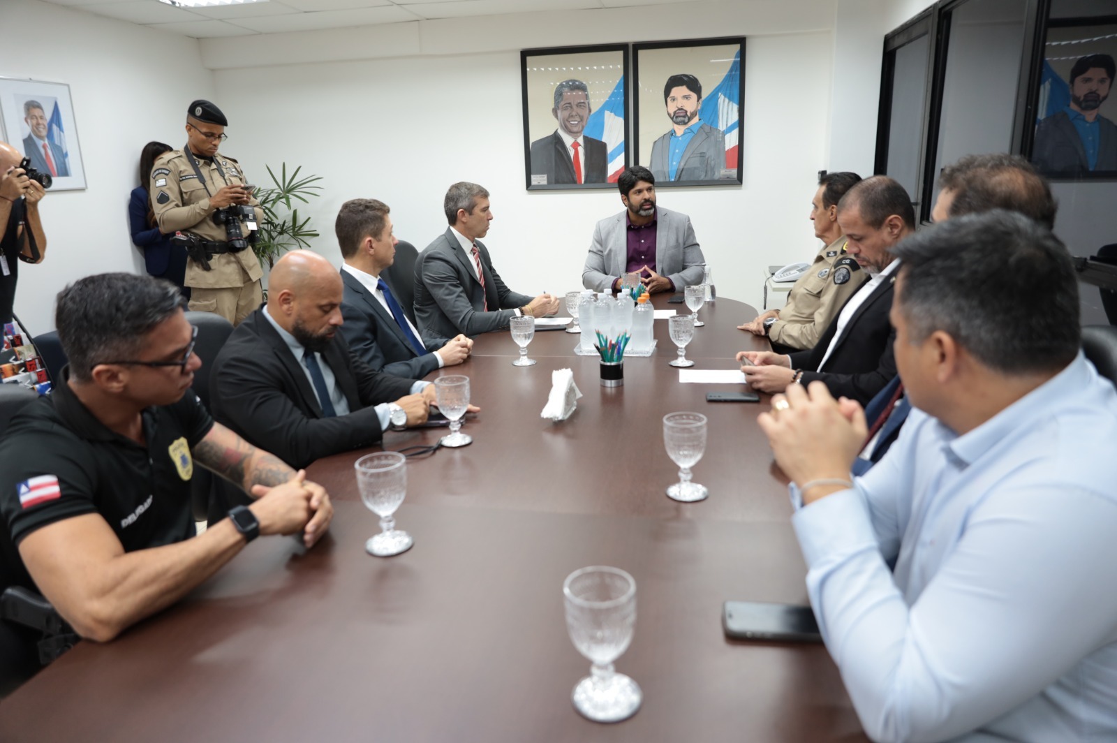 Forças de segurança do Estado articulam ações contra suspeitos de atentado em Eunápolis