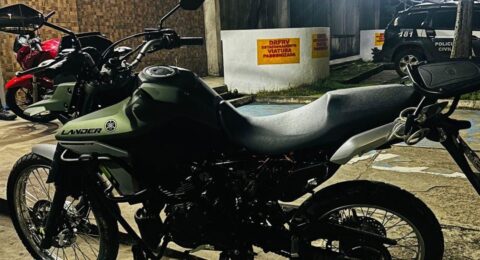 Imagem do post Moto roubada é recuperada pela PM