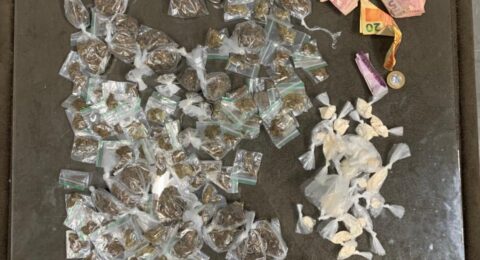 Imagem do post Suspeitos de tráfico são presos pela PM em praia