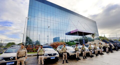 Imagem do post Forças policiais da Bahia recebem veículos blindados e fuzis