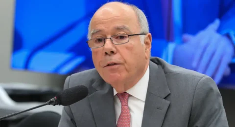 Imagem do post Brasil negocia evacuação de políticos em Israel