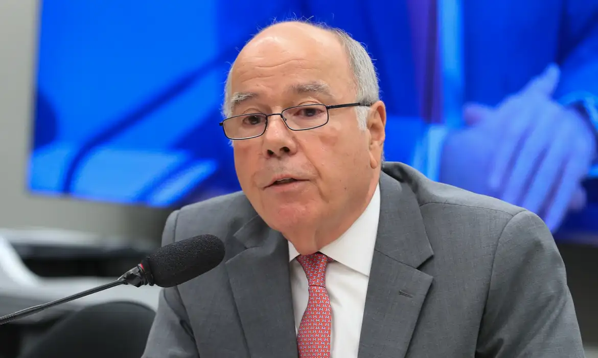 Brasil negocia evacuação de políticos em Israel