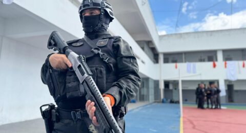 Imagem do post Força Penal Nacional faz revista no Conjunto Penal de Eunápolis