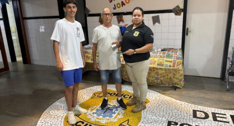 Imagem do post Homem é preso em flagrante por roubo de celular de idoso