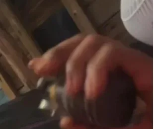 Imagem do post Homem faz mulher refém com granada em Arembepe