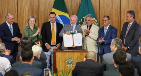 Imagem do post Lula extingue taxa de verificação de taxímetro