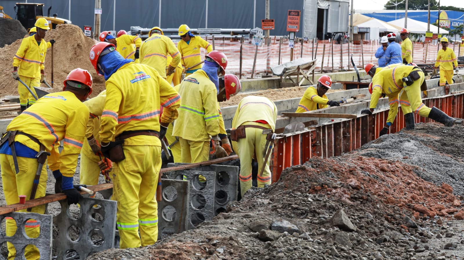 Obras do VLT avançam