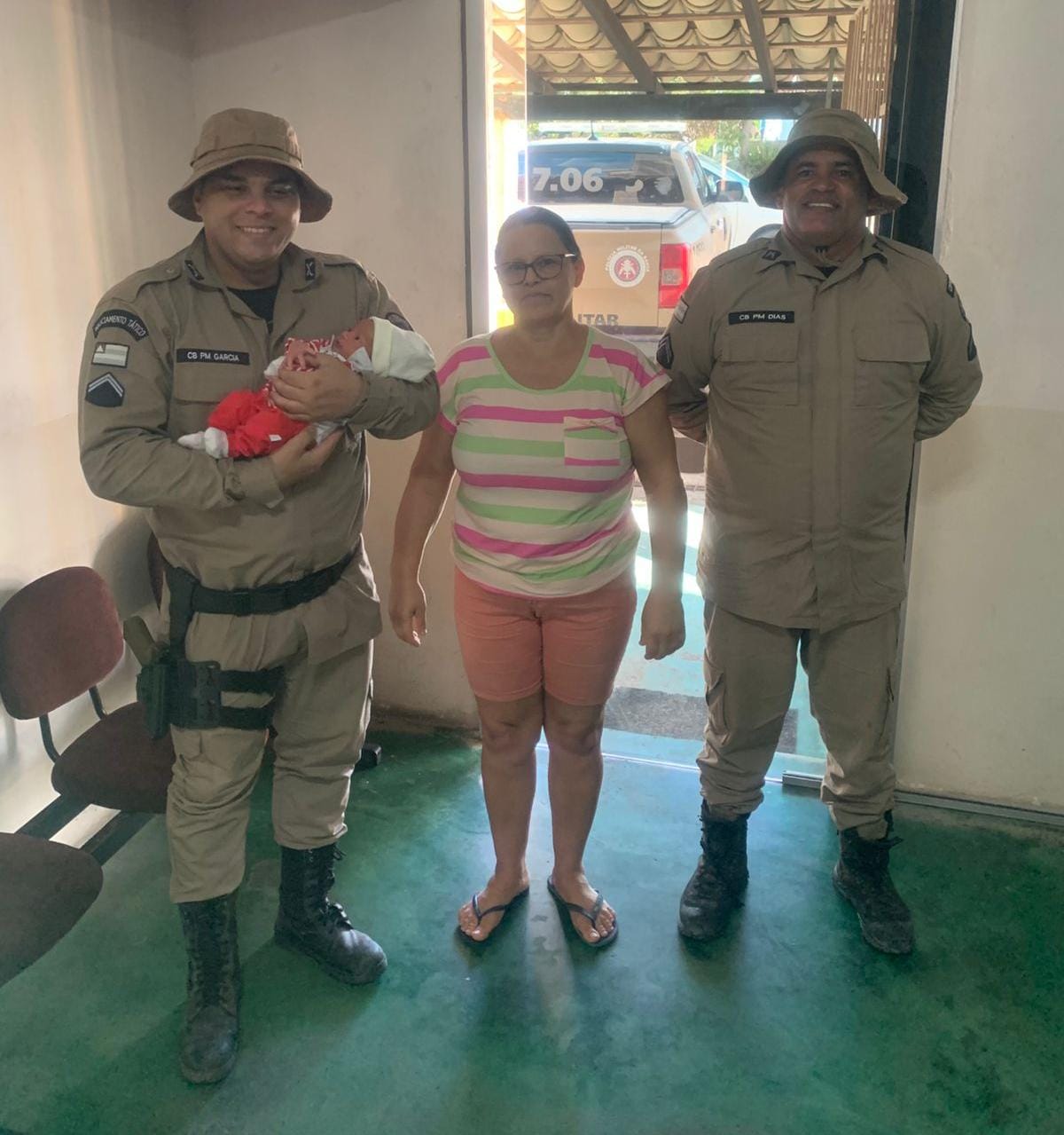 PM salva recém-nascido