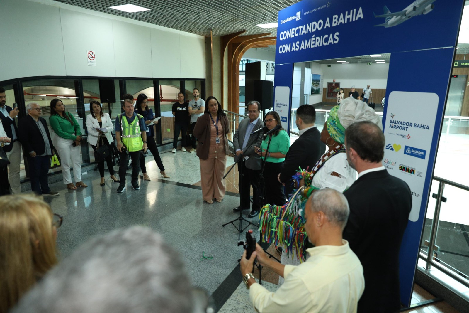 Salvador retoma voos diretos para o Panamá