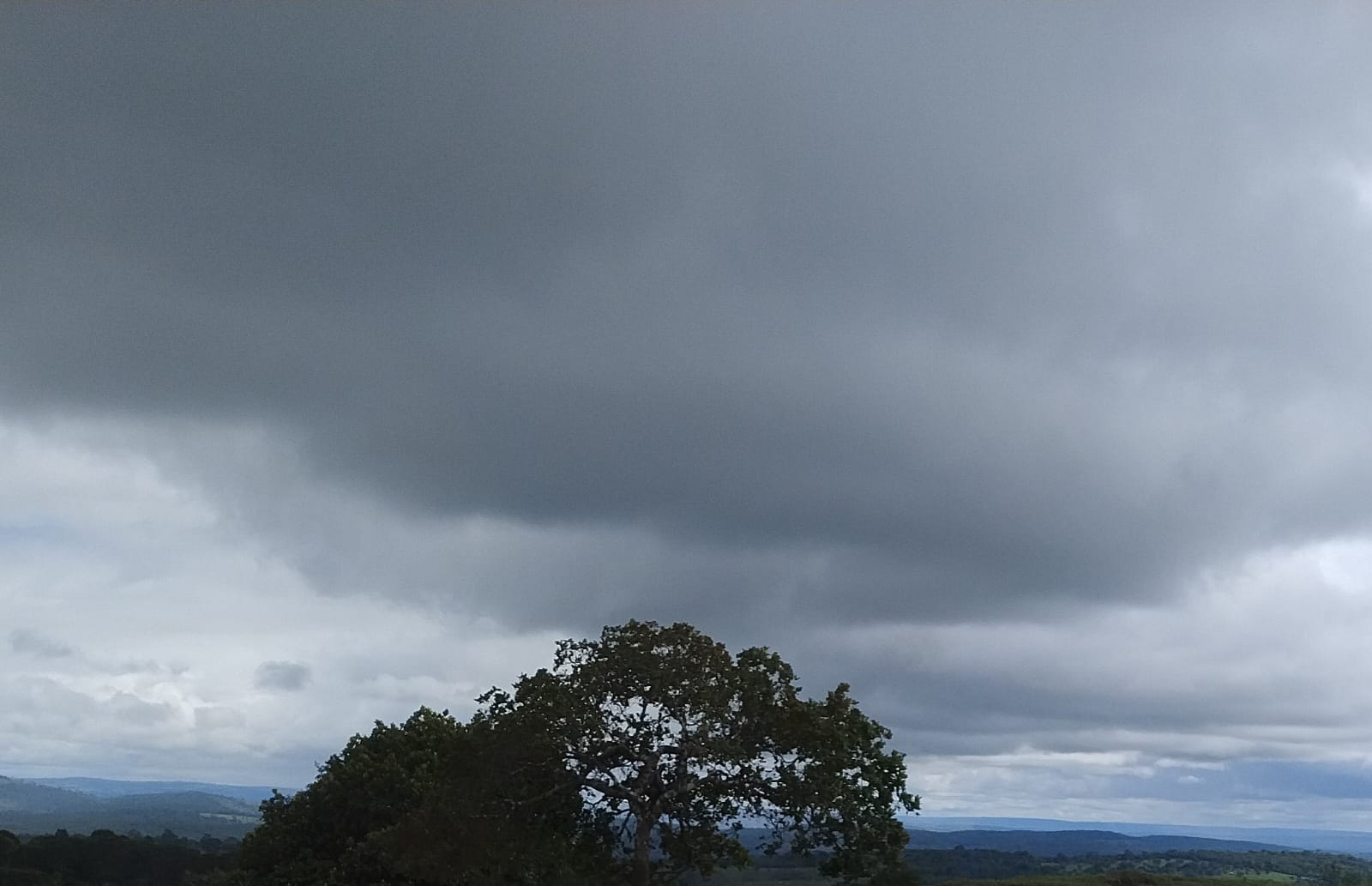 Alerta de chuvas intensas atinge mais de 70 cidades da Bahia