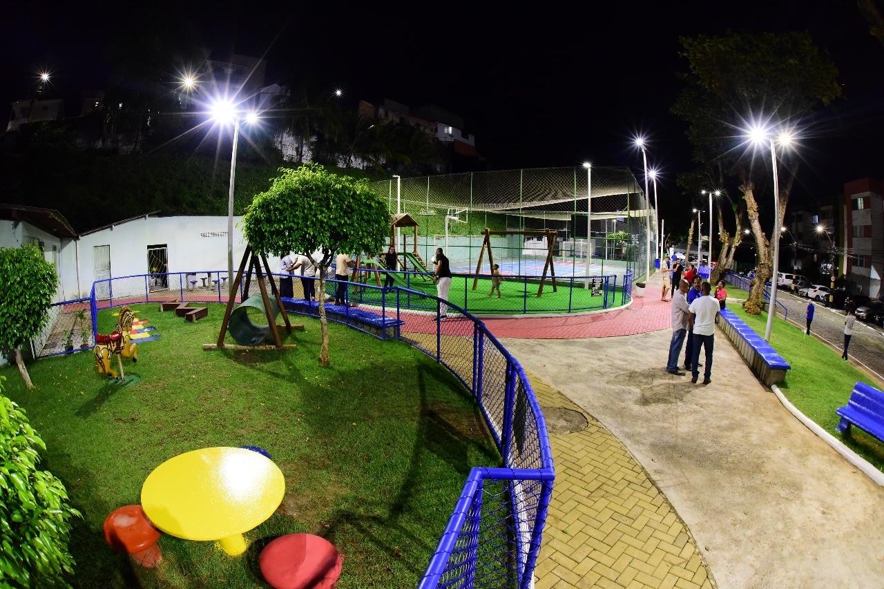 Praça requalificada é entregue em Santo Agostinho