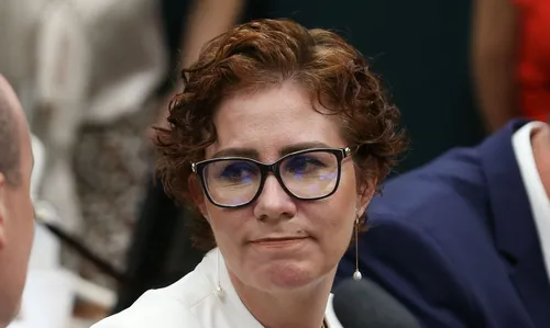 Carla Zambelli é presa na Itália