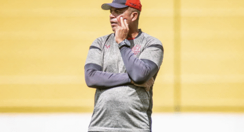 Imagem do post Laelson Lopoes é desligado do Vitória